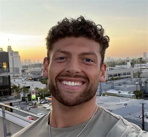 curlyfuq age|Aaron Maternowski [TikTok] Wiki, Net Worth,。